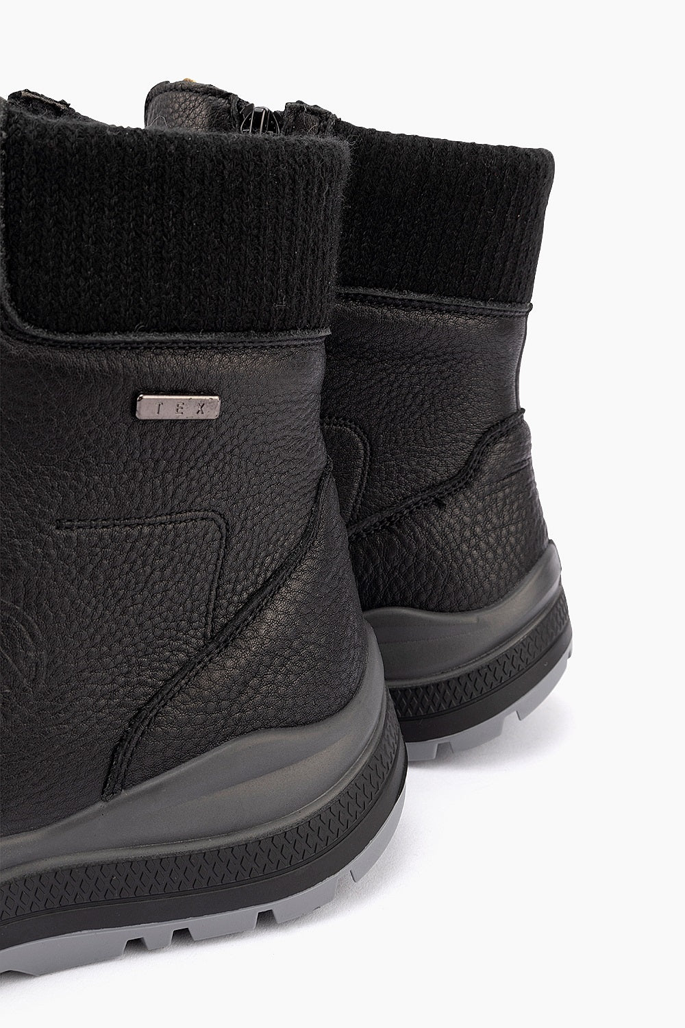 G COMFORT  R-9883 Black Yak